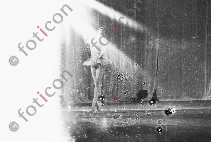 Ballett | Ballet - Foto Harder-005_0265Bild007.jpg | foticon.de - Bilddatenbank für Motive aus Geschichte und Kultur